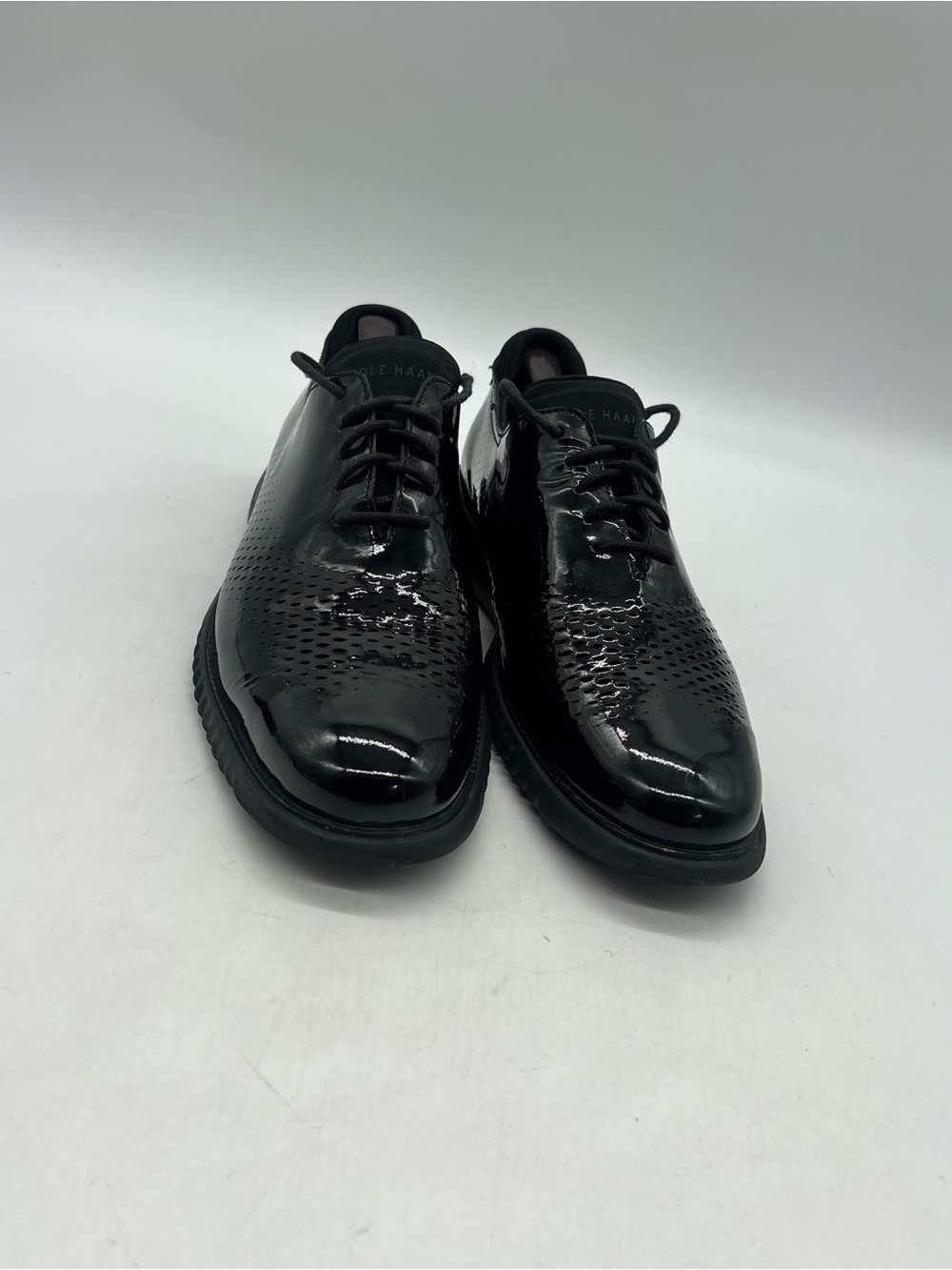 Cole Haan 2.ZERØGRAND Men Sz 10M Lined Laser Patent Leather Wingtip Oxford Shoes